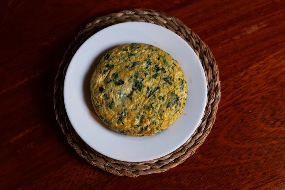 Tortilla de bacalao con espinacas, Bodega Los Tintos